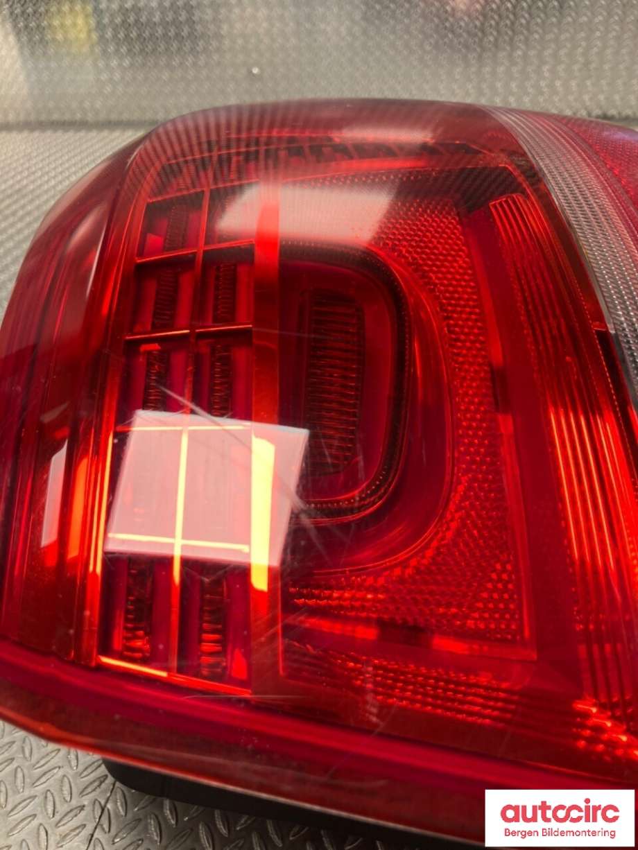 Baklykt høyre til VW Passat 2011-2015 (B7) (B7) (VOLKSWAGEN|3AF 945 208 B|)