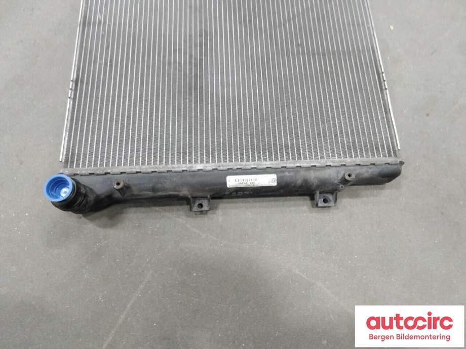 Radiator (manuell gir) til VW Passat 2011-2015 (B7) (B7) (VOLKSWAGEN|1K0 121 251 DM|)