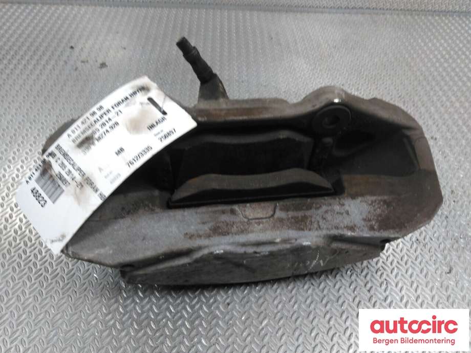 Bremsecaliper høyre foran til Mercedes C-Klasse 2014-2018 (Fase 1) (W205) (W205) (MERCEDES|A 011 421 98 98|)