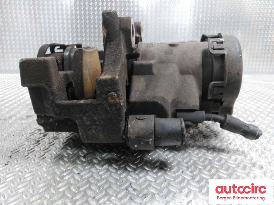 Bremsecaliper høyre bak til Mercedes C-Klasse 2014-2018 (Fase 1) (W205) (W205) (MERCEDES|A 205 423 04 81|A 000 906 13 03|)
