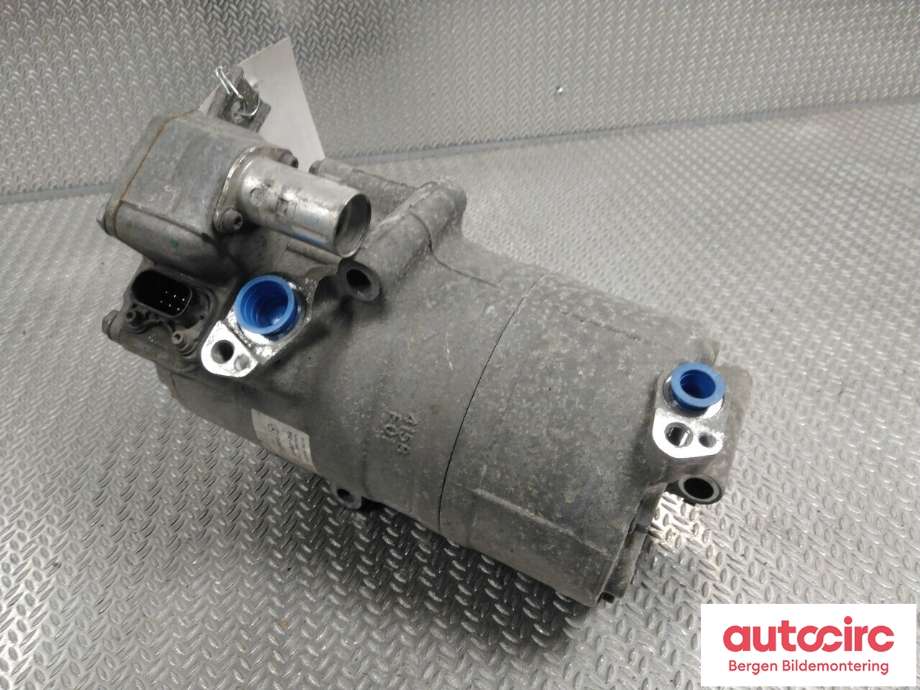Aircondition kompressor til Mercedes C-Klasse 2014-2018 (Fase 1) (W205) (W205) (MERCEDES|A 000 830 28 00|)
