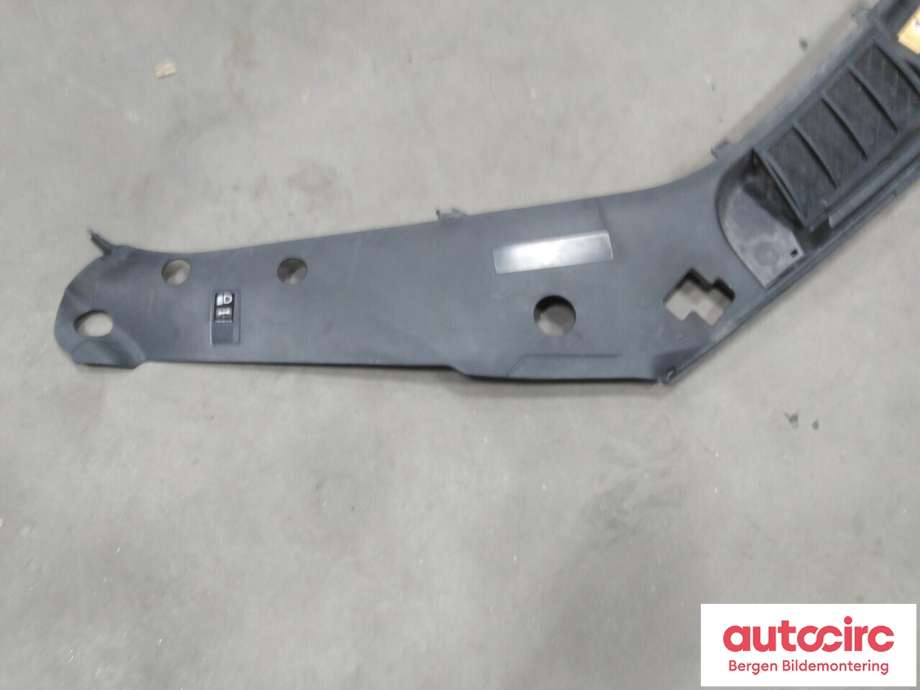 Diverse deler til Mercedes GLE 2015-2018 (Fase 2) (W166) (W166) (MERCEDES|A 166 884 29 22|)