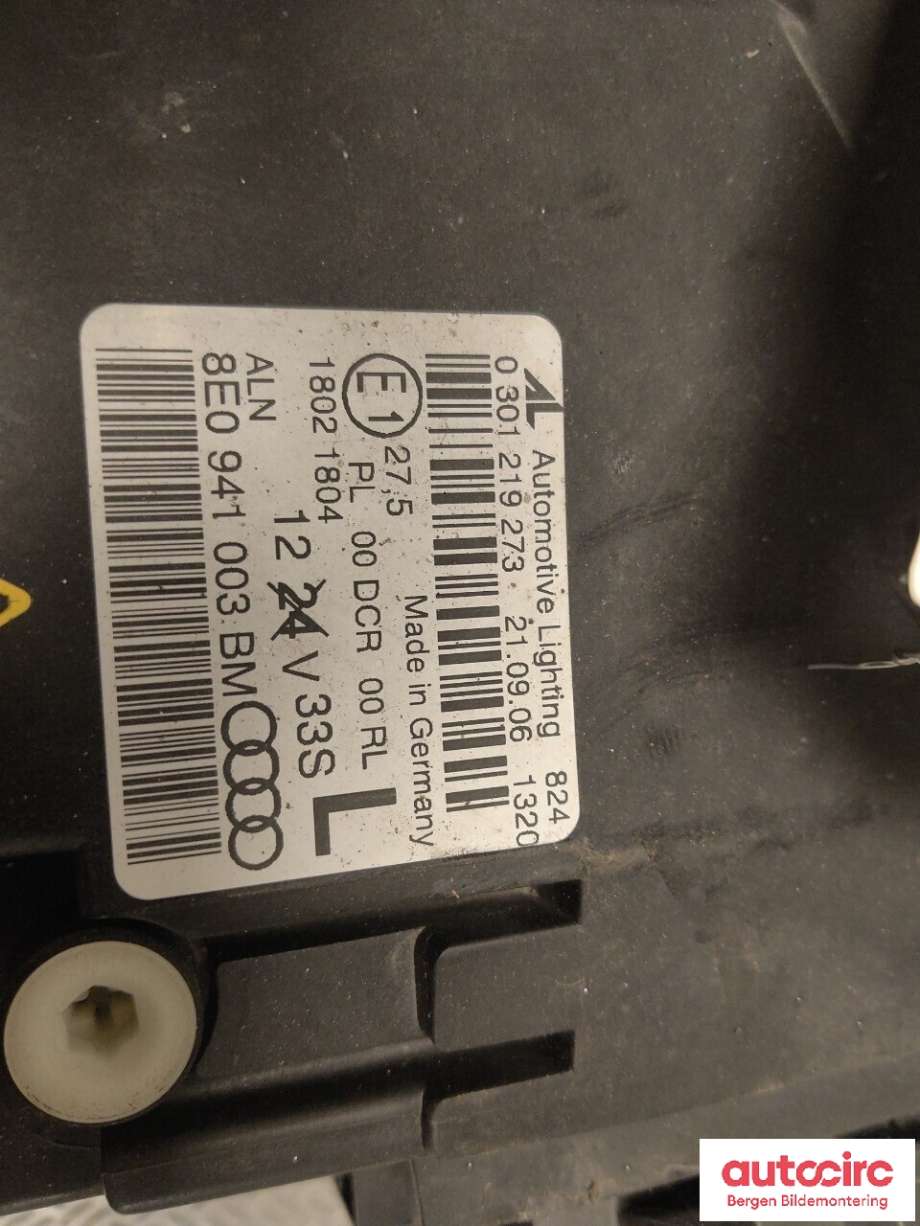 Frontlykt venstre halogen til Audi A4 2004-2008 (Type III) (B7) (B7) (AUDI|8E0 941 029 AS|)