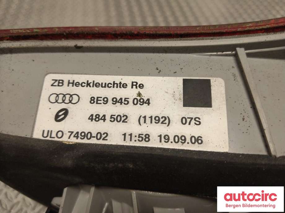 Baklykt høyre indre til Audi A4 2004-2008 (Type III) (B7) (B7) (AUDI|8E9 945 094 A|)