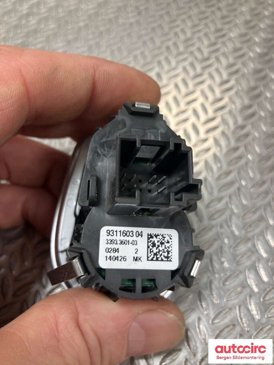 Diverse deler til BMW X1 2015-2022 (F48) (F48) (BMW|61 31 9 311 603|)