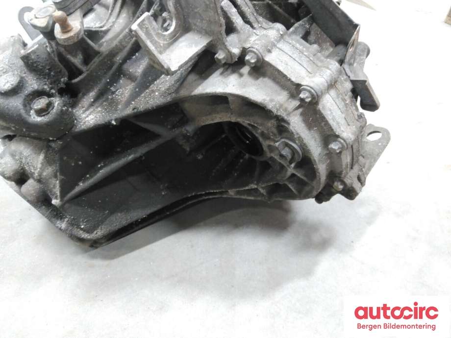 Girkasse manuell 6-trinn til Nissan Juke 2010-2014 (Fase 1)  (NISSAN|320101KG0C|)