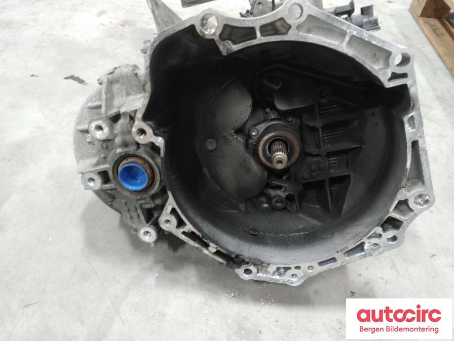 Girkasse manuell 6-trinn til Opel Astra J 2010-2015  (OPEL||95519483)