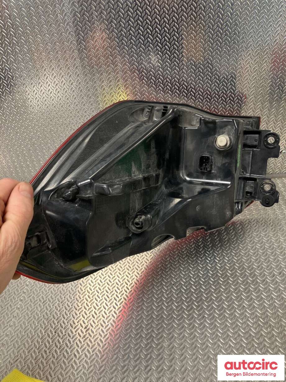 Baklykt venstre til BMW X1 2015-2022 (F48) (F48) (BMW|63 21 7 477 713|)