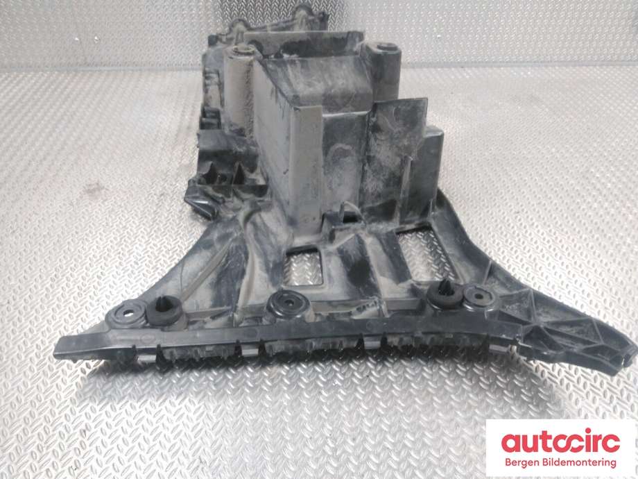 Diverse deler til BMW X1 2015-2022 (F48) (F48) (BMW|51 12 8 059 875|)