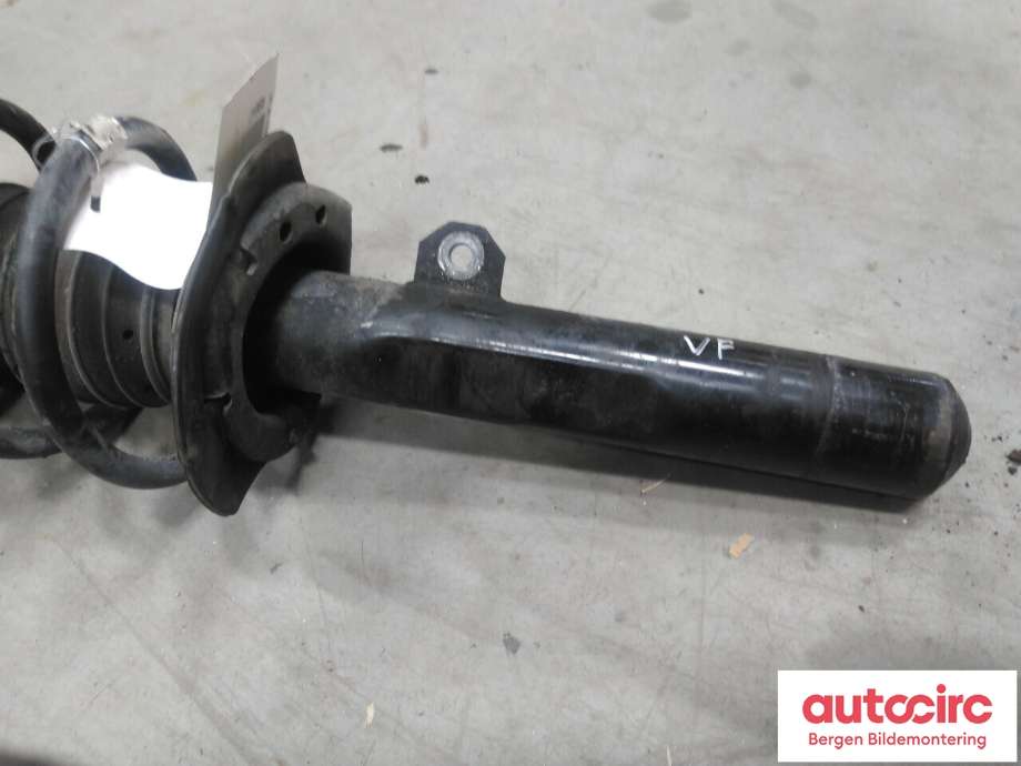 Støtdemper foran til BMW X1 2015-2022 (F48) (F48) (BMW|31 30 6 896 731|)