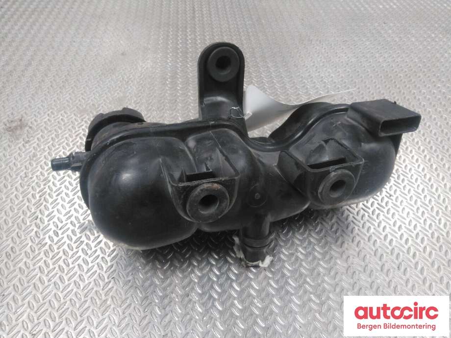Ekspansjonstank til BMW X1 2015-2022 (F48) (F48) (BMW|17 13 7 617 362|)