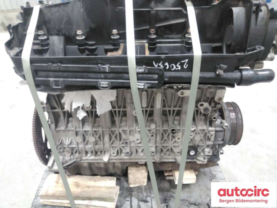 Motor diesel til BMW 3-Serie 2005-2011 (E90/E91/E92/E93) (E90/E91/E92/E93) (BMW|11 00 0 441 356|)