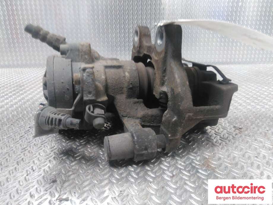 Bremsecaliper høyre bak til BMW X1 2015-2022 (F48) (F48) (BMW|34 20 6 883 034|)