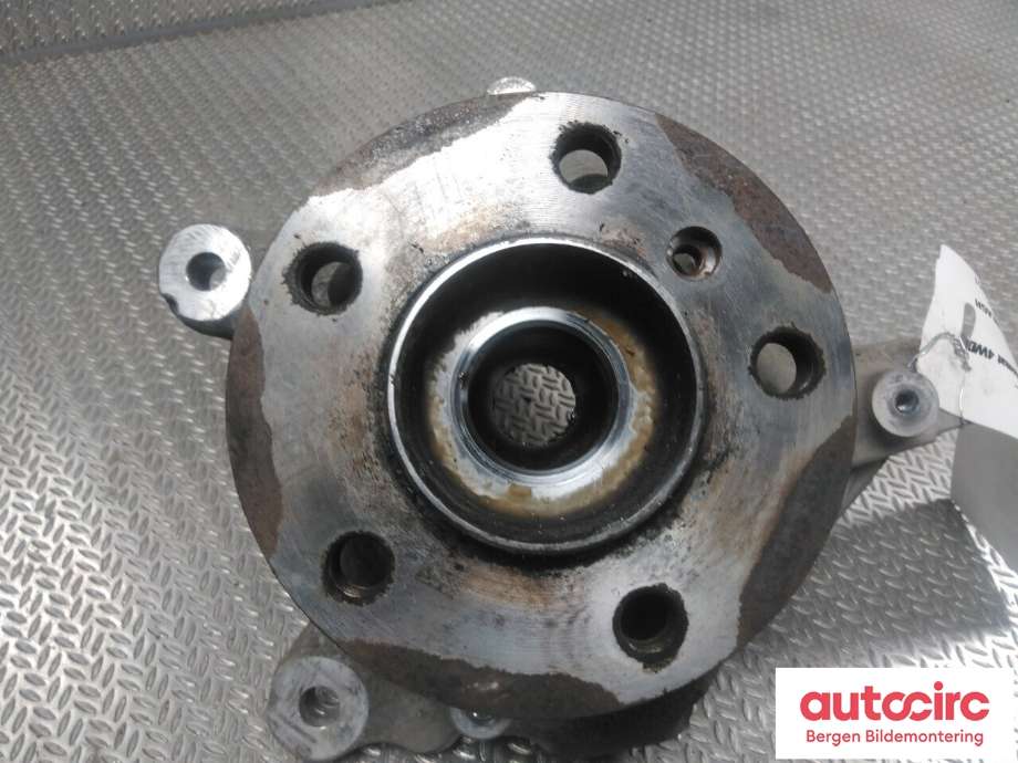 Hjulspindel venstre foran til BMW X1 2015-2022 (F48) (F48) (BMW|31 21 6 876 851|)