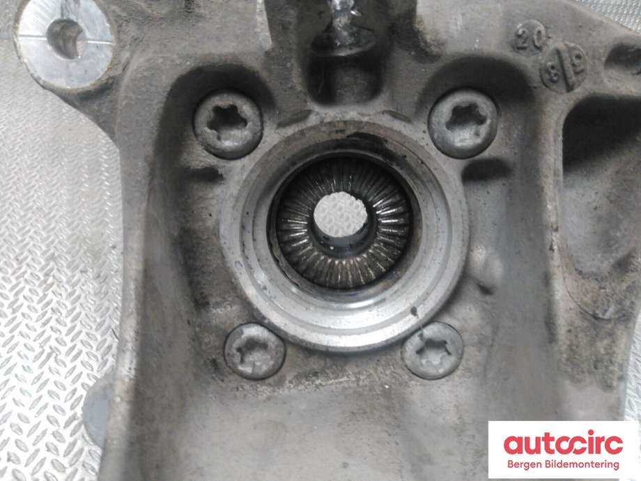 Hjulspindel venstre foran til BMW X1 2015-2022 (F48) (F48) (BMW|31 21 6 876 851|)