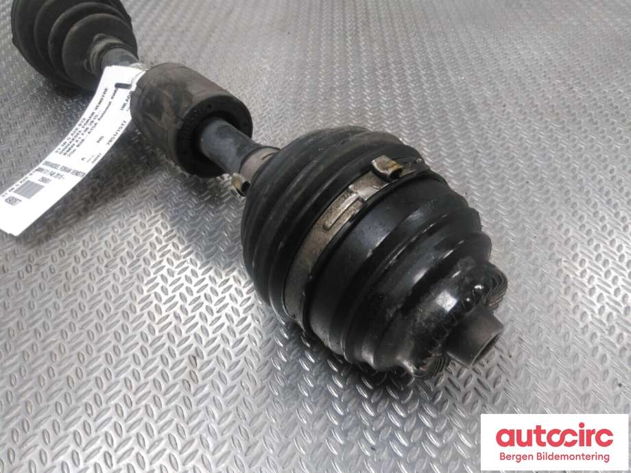 Drivaksel venstre foran, elbil til BMW X1 2015-2022 (F48) (F48) (BMW|31 60 5 A2E 013|)