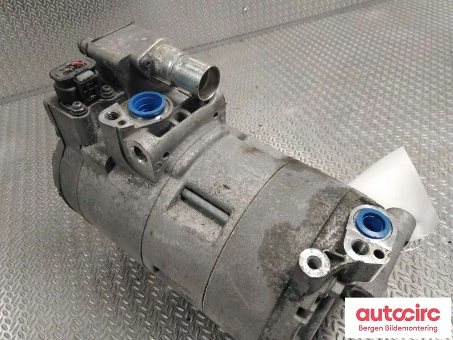 Diverse deler til BMW X1 2015-2022 (F48) (F48) (BMW|64 52 9 496 106|)