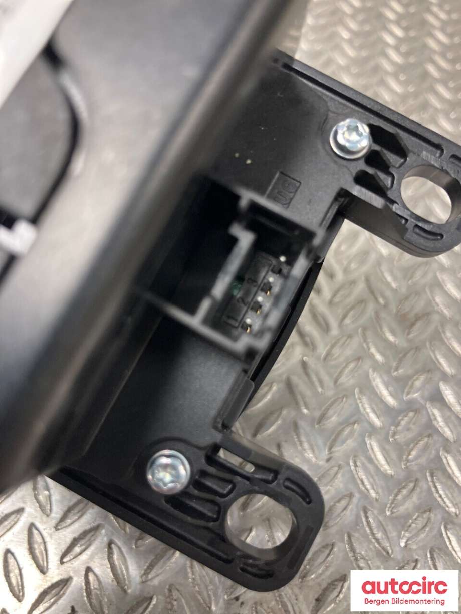 Diverse deler til BMW 2-Serie 2014-2021 (F22/F23) (F22/F23) (BMW|65 82 5 A3B 1E4|)