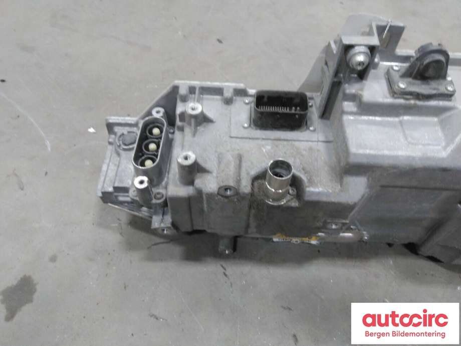 DCDC converter hybrid til BMW 2-Serie 2014-2021 (F22/F23) (F22/F23) (BMW|12 36 9 470 891|)