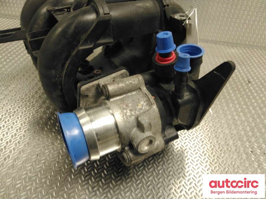 Manifold innsug til Ford Fiesta 2013-2017 (Type VI, Fase 2)  (FORD|1792659|)