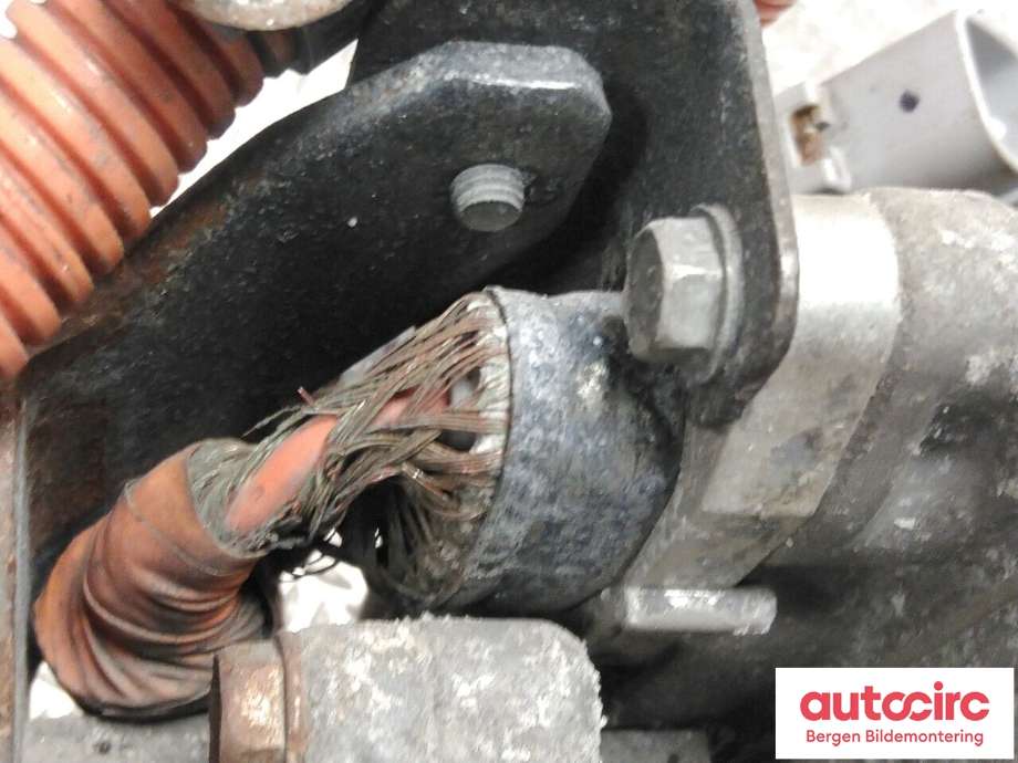 Diverse deler til Mitsubishi Outlander 2015-->> (Type III, Fase 2)  (MITSUBISHI|7813A784|)