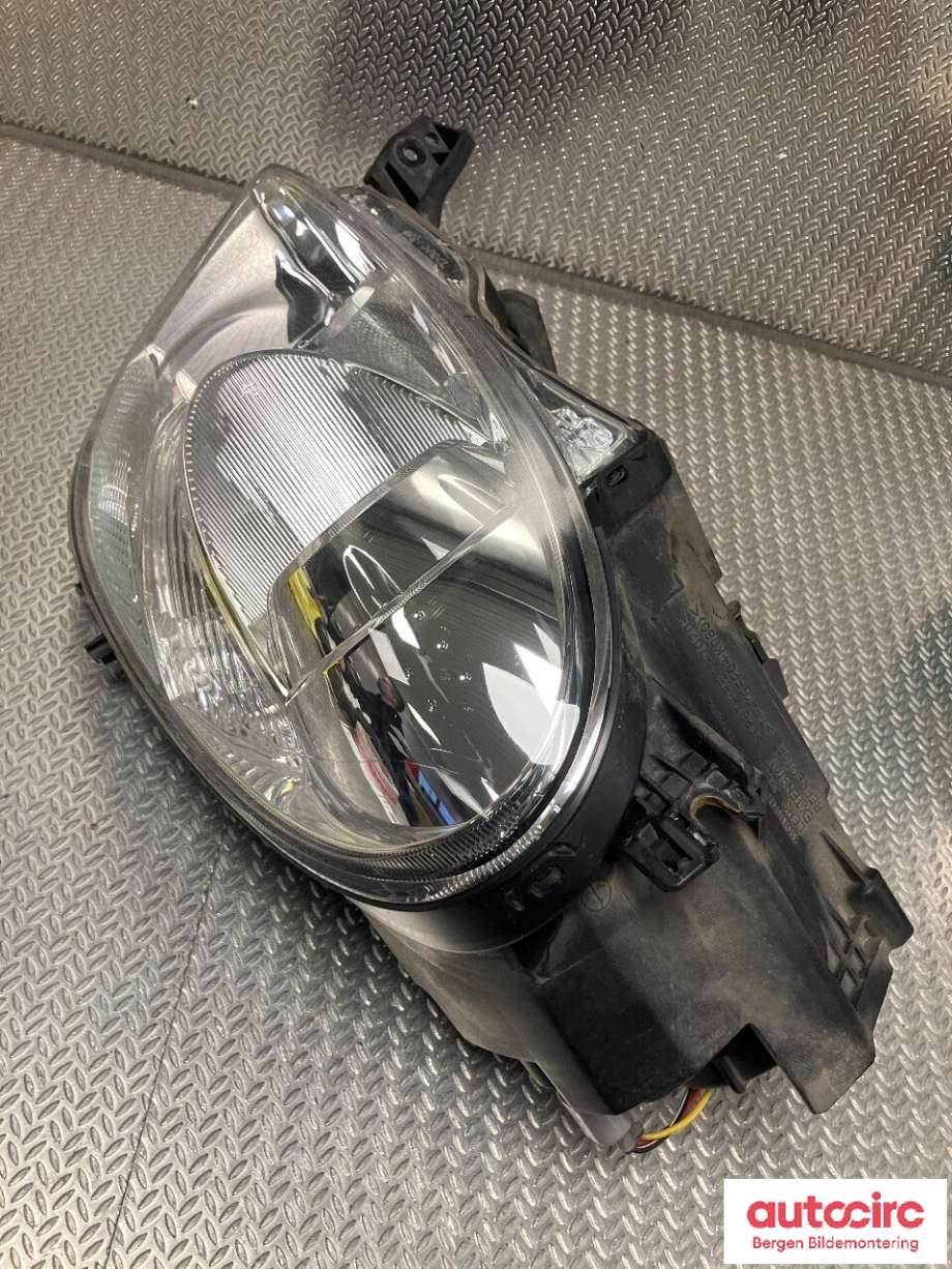 Frontlykt venstre halogen til Peugeot iOn 2011-2020  (PEUGEOT|6208 W9|)