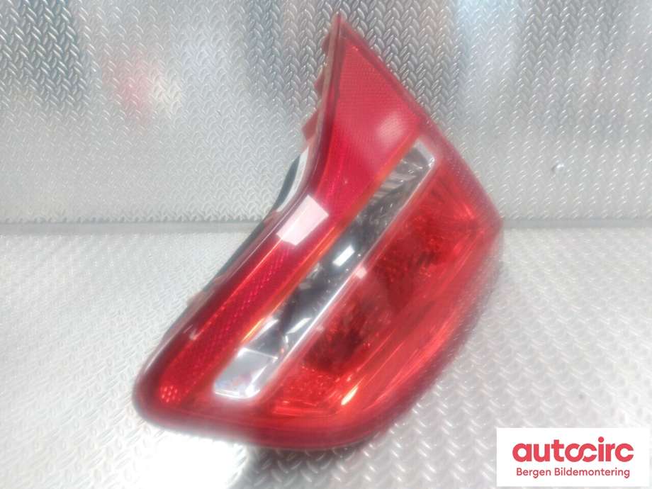 Baklykt venstre indre til Opel Meriva B 2010-2017  (OPEL|13435485|13307491|)