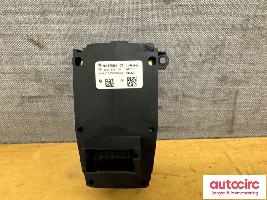 Bryter elektrisk håndbrekk/parkbrems til BMW X3 2010-2017 (F25) (F25) (BMW|61 31 9 877 889||9217594 02)