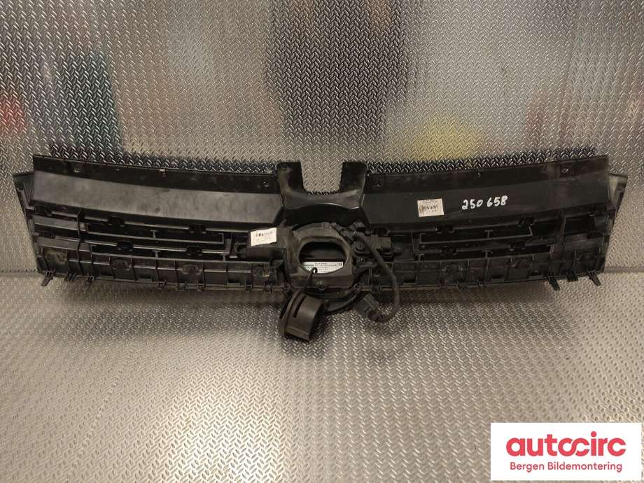 Grill til VW e-Golf 2014-2017 (Fase 1)  (VOLKSWAGEN|5GE 853 651 F|)