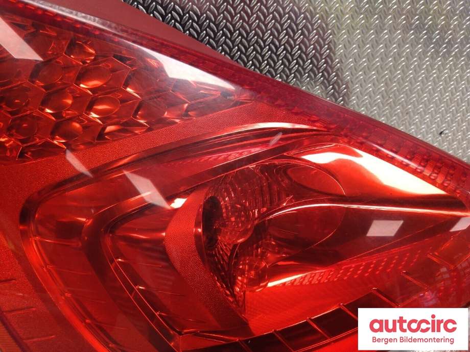 Baklykt venstre til Ford Fiesta 2008-2012 (Type VI, Fase 1) (FORD||8A61-13405-A)