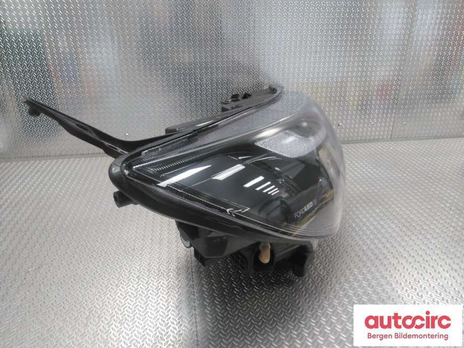 Frontlykt høyre halogen til Ford Transit Custom 2013-2023 (Type I) (FORD|2662179|PZ31-13E014-CB|)