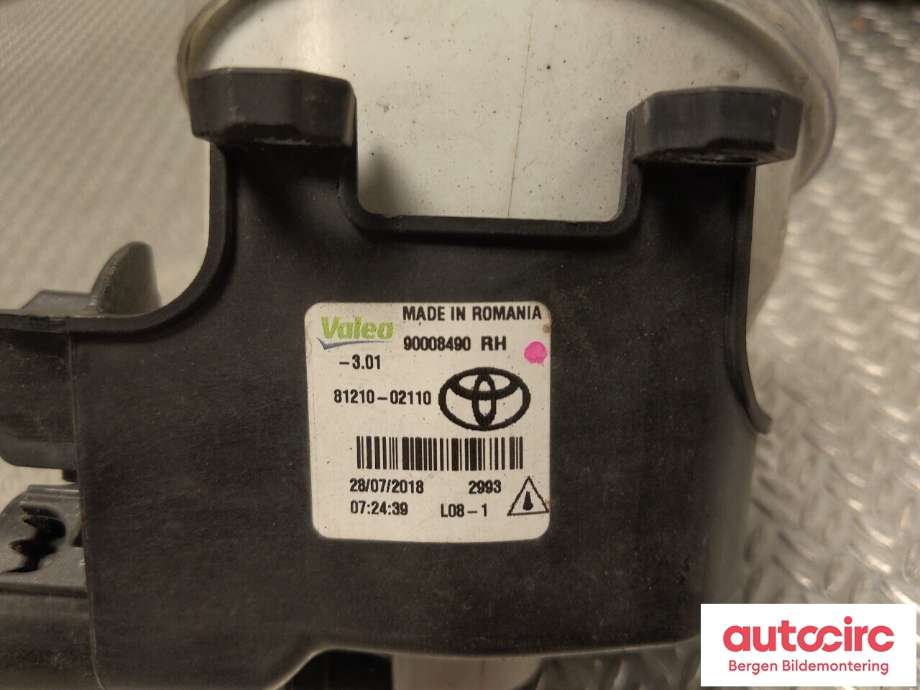 Tåkelykt høyre foran til Toyota Auris 2015-2019 (Type II, Fase 2)  (TOYOTA|8121002110|)