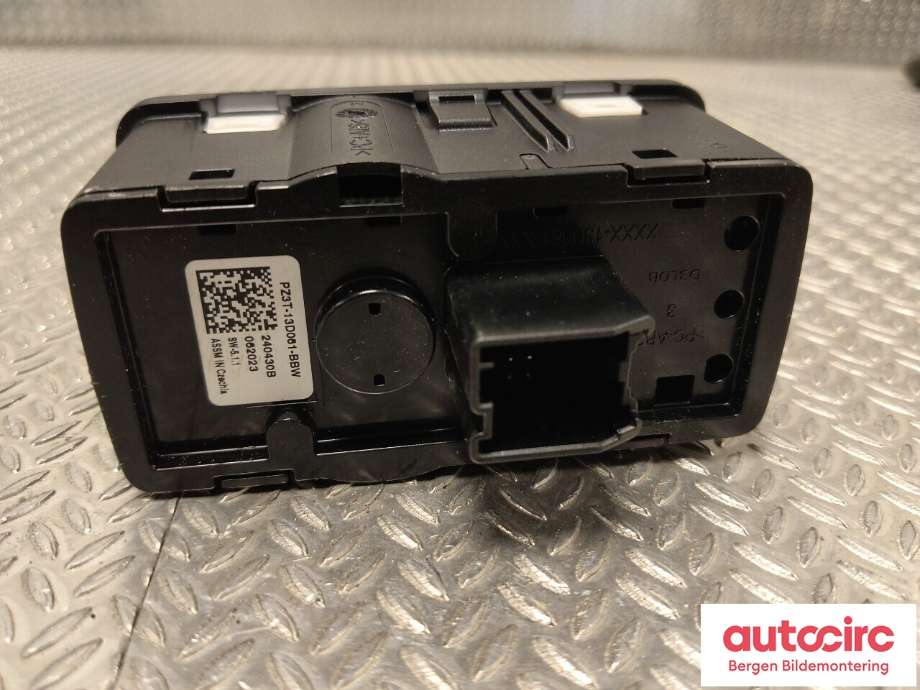 Bryter lys til Ford Transit Custom 2013-2023 (Type I)  (FORD|2698995|PZ3T-13D061-BB3JA6|PZ3T-13D061-BBW)