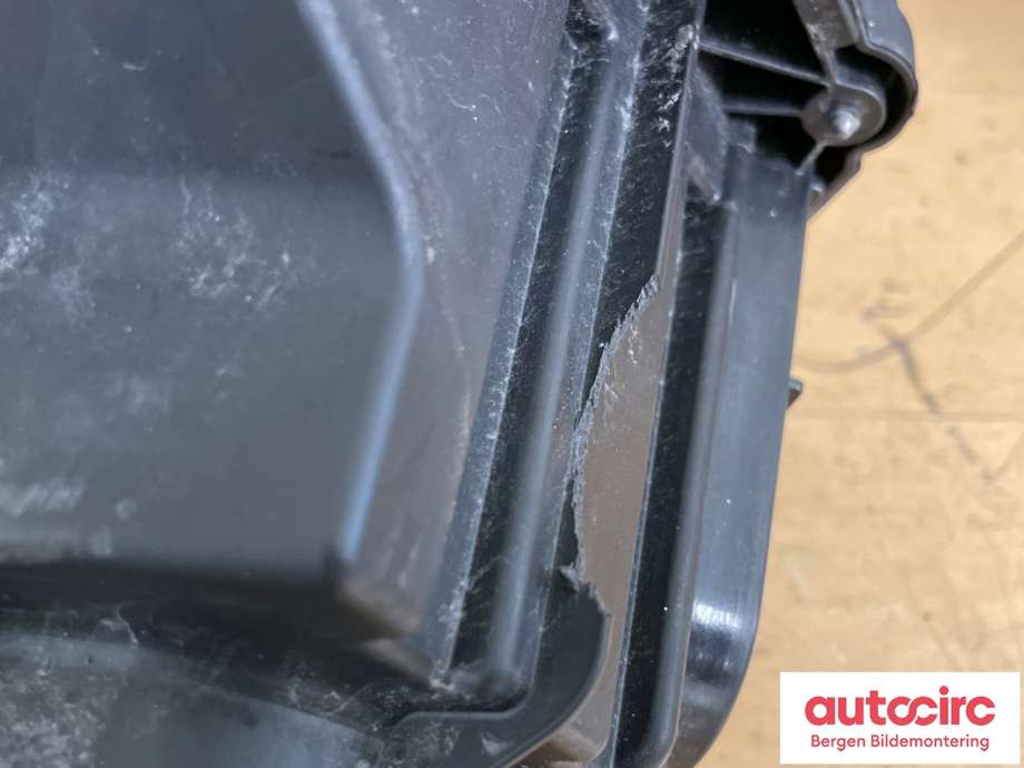 Sikringsboks til BMW X3 2010-2017 (F25) (F25) (BMW|12 90 8 506 714|)