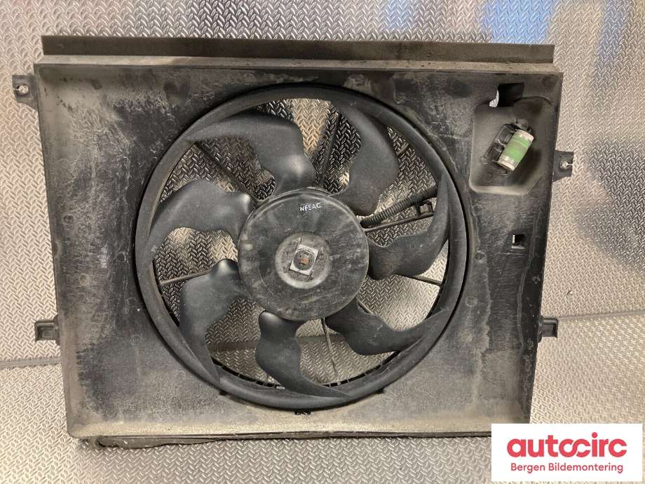 Kjølevifte til Kia Soul 2014-2019 (Type II)  (KIA|25380E 4000|)