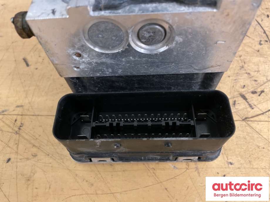 Styreenhet ABS til BMW X3 2010-2017 (F25) (F25) (BMW|34 51 6 881 325|)