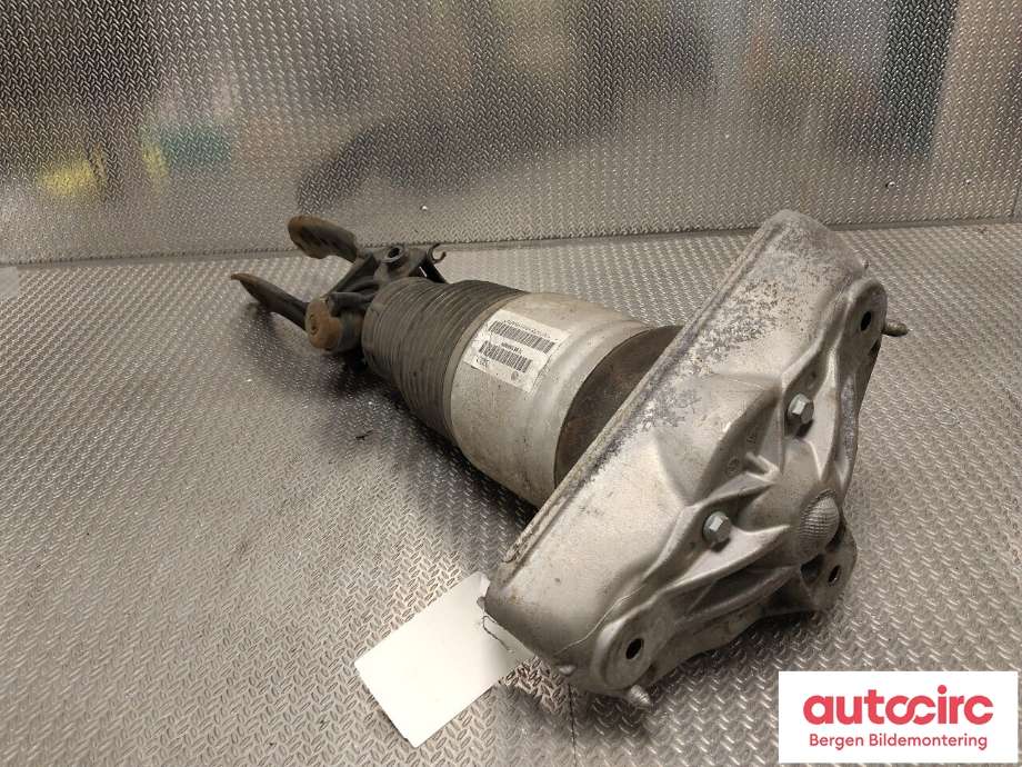 Fjær foran spiralfjær til Audi Q7 2006-2010 (Type I, Fase 1) (AUDI|7L8 616 040 H|)