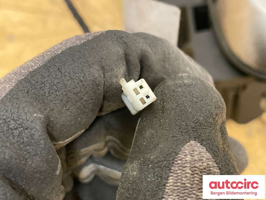Dørhåndtak utv høyre foran til BMW X3 2010-2017 (F25) (F25) (BMW|51 21 7 207 562|51 21 7 193 264|)