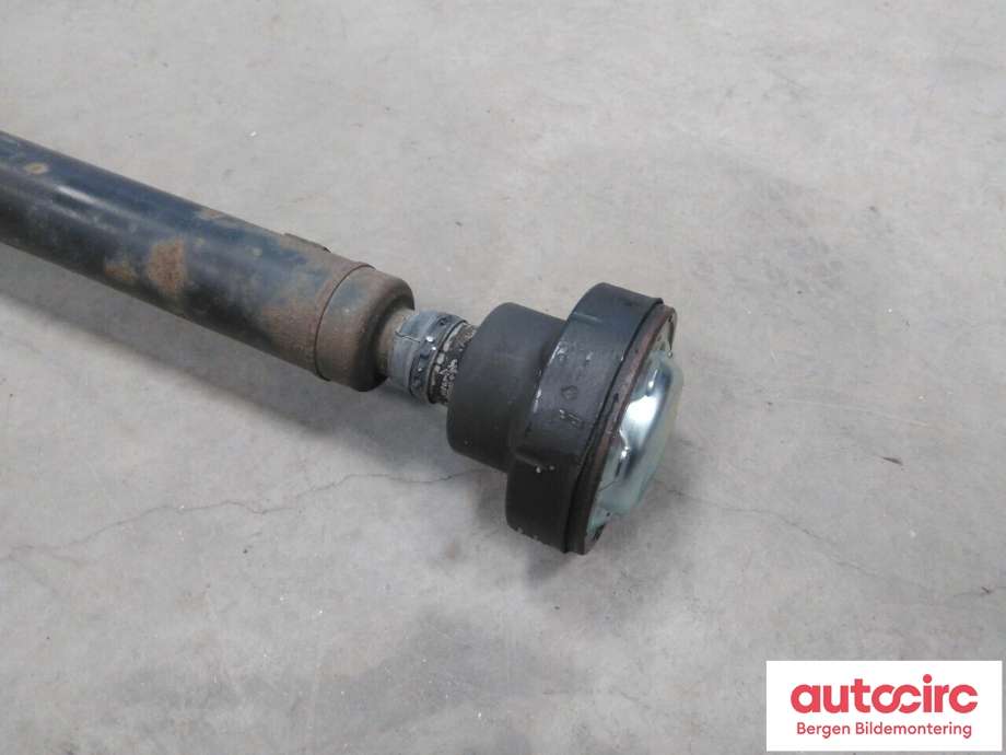 Mellomaksel fremre til Audi Q7 2006-2010 (Type I, Fase 1) (AUDI|7L0 521 101 H|)