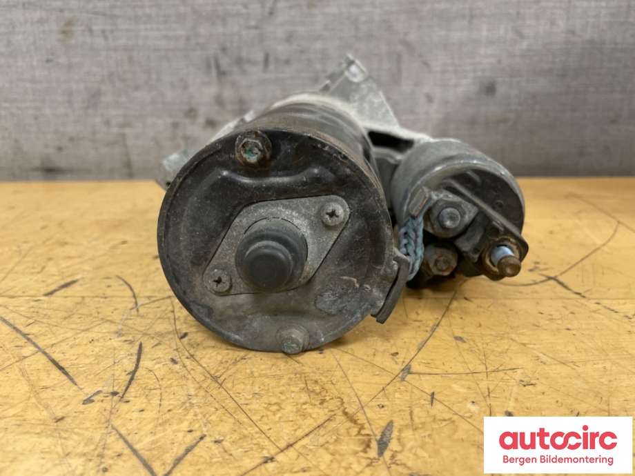 Starter diesel til BMW X3 2010-2017 (F25) (F25) (BMW|12 41 8 570 238|12418570383|0 001 148 010)