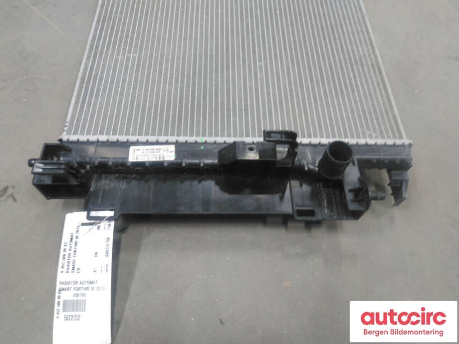 Radiator (automat gir) til Smart Fortwo 2015-->> (Type III) (C453) (C453) (SMART|A 453 500 00 03|)