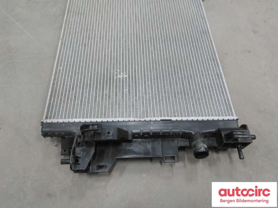 Radiator (automat gir) til Smart Fortwo 2015-->> (Type III) (C453) (C453) (SMART|A 453 500 00 03|)