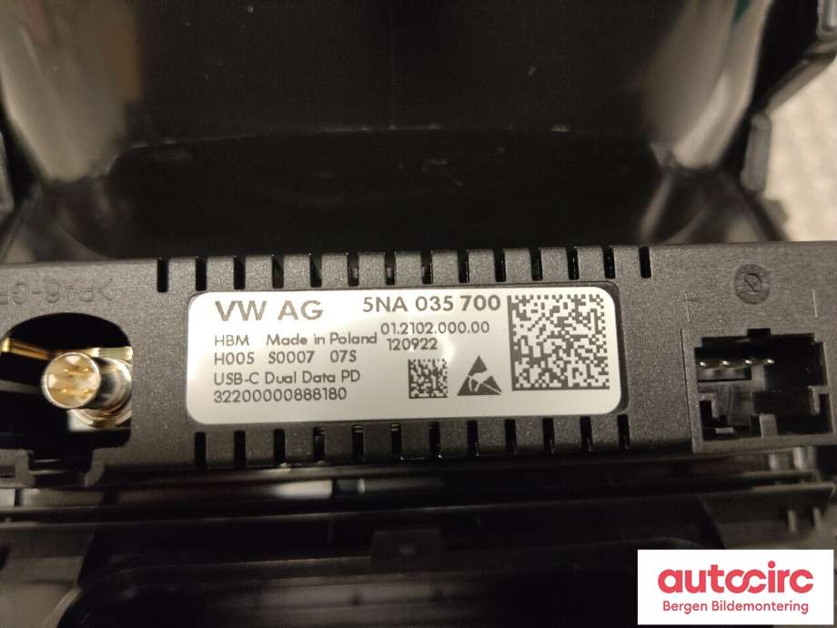Innredning, Konsoll til VW ID.4 2020-->>  (VOLKSWAGEN|11A 863 071 A|)