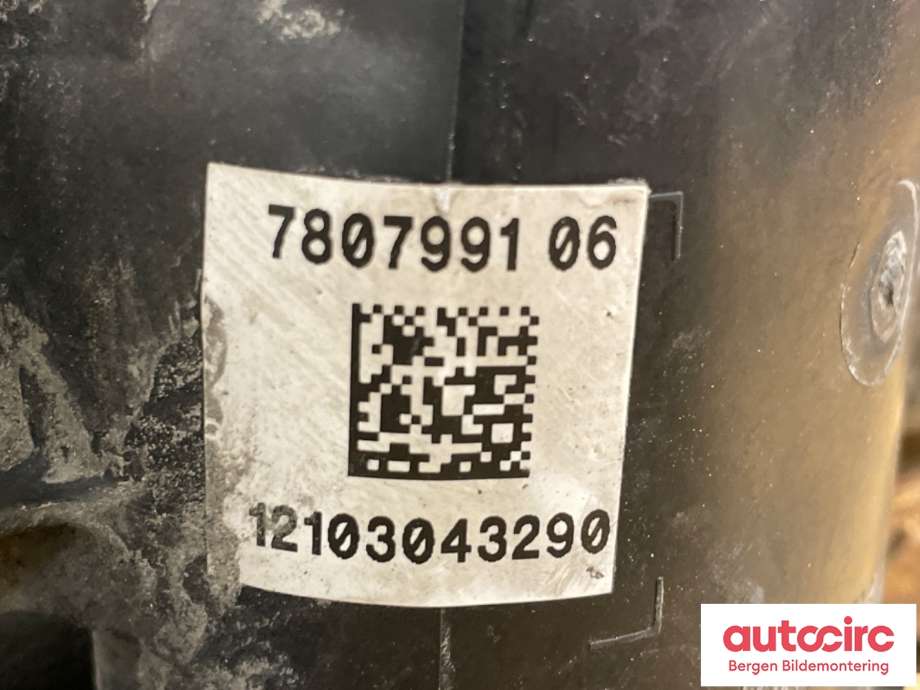 Spjeldhus til BMW X3 2010-2017 (F25) (F25) (BMW|11 61 7 810 765|13 54 7 810 752|7810752 03)
