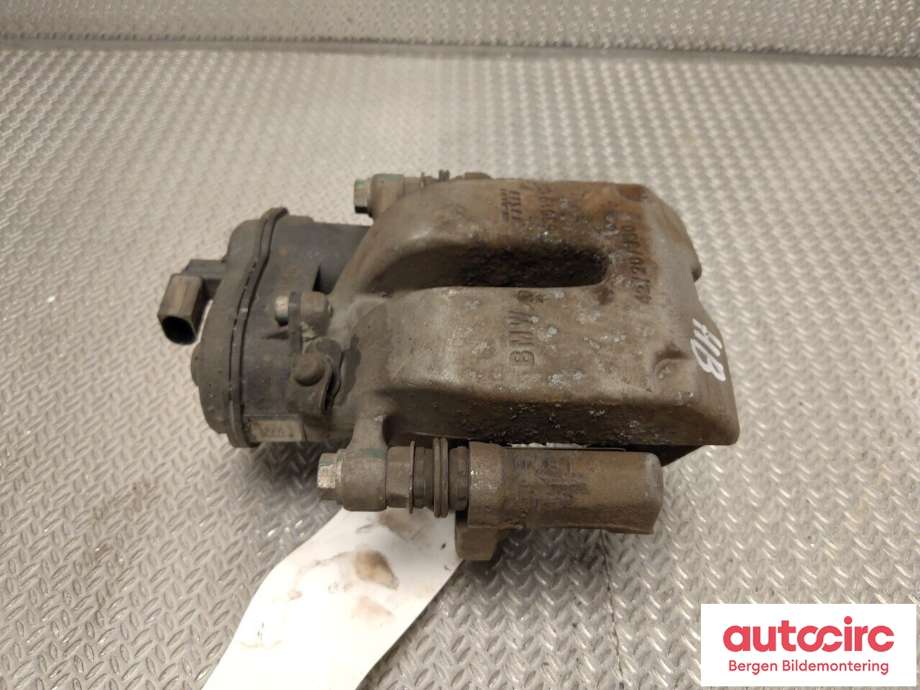 Bremsecaliper høyre bak til BMW iX3 2021-->> (BMW|34 21 6 870 576|)