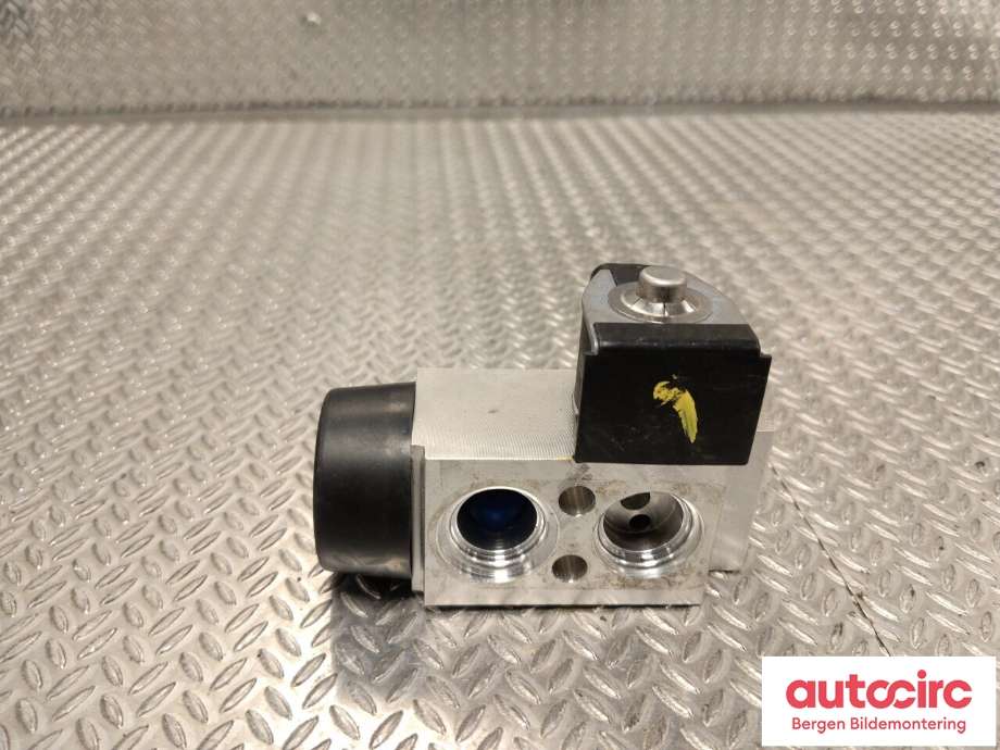 Diverse deler til Hyundai Ioniq 5 2021-->>  (HYUNDAI|531585 90||DX1T1JWECA01)