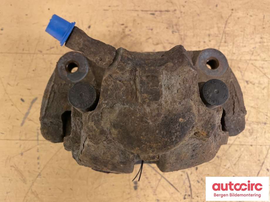 Bremsecaliper venstre foran til BMW X3 2007-2010 (Fase 2) (E83) (E83) (BMW|34 11 6 765 881|)