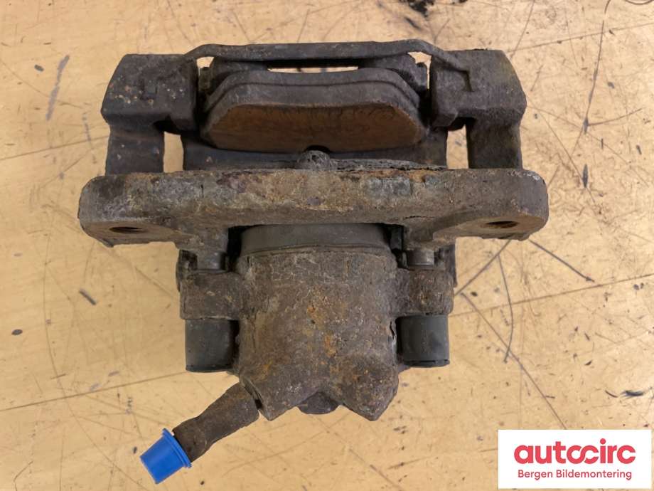 Bremsecaliper venstre foran til BMW X3 2007-2010 (Fase 2) (E83) (E83) (BMW|34 11 6 765 881|)
