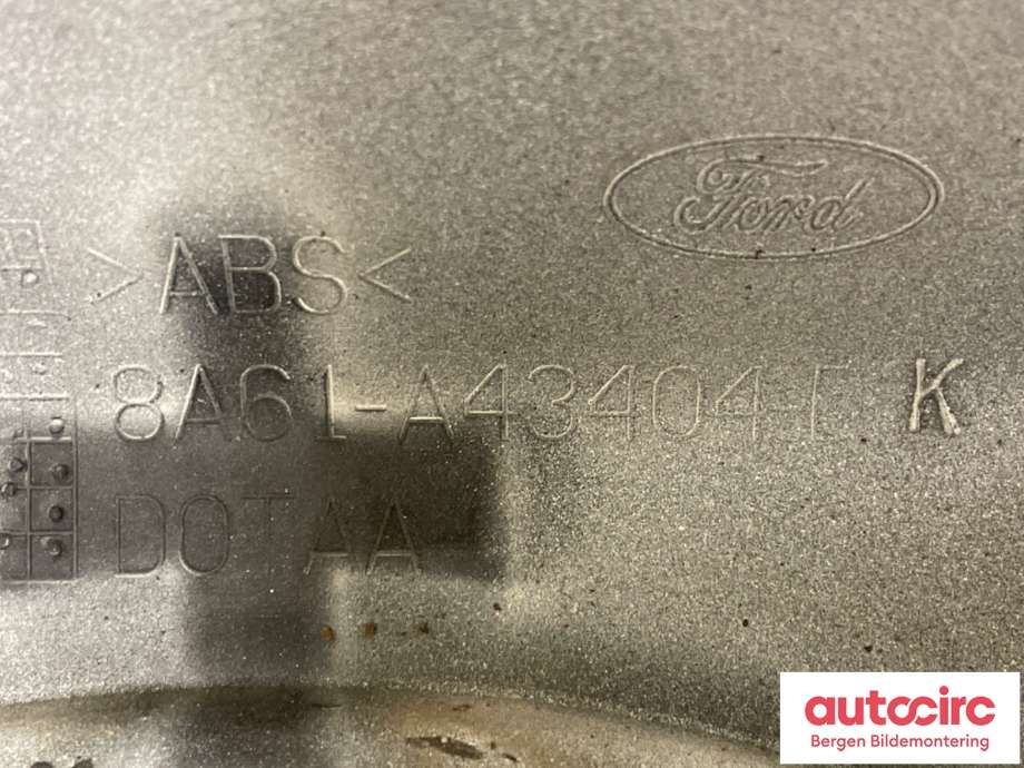 Lister til Ford Fiesta 2013-2017 (Type VI, Fase 2)  (FORD|8A61-A43400-DDXWAA|1841644|)