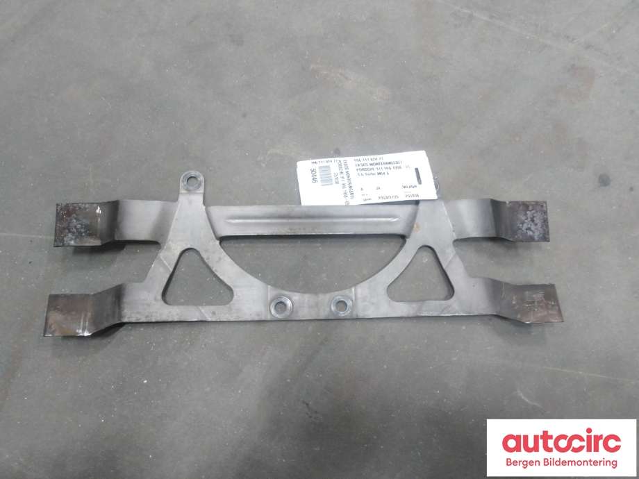 Diverse deler til Porsche 911 1998-2005 (996) (996) (PORSCHE|996 111 024 71|)